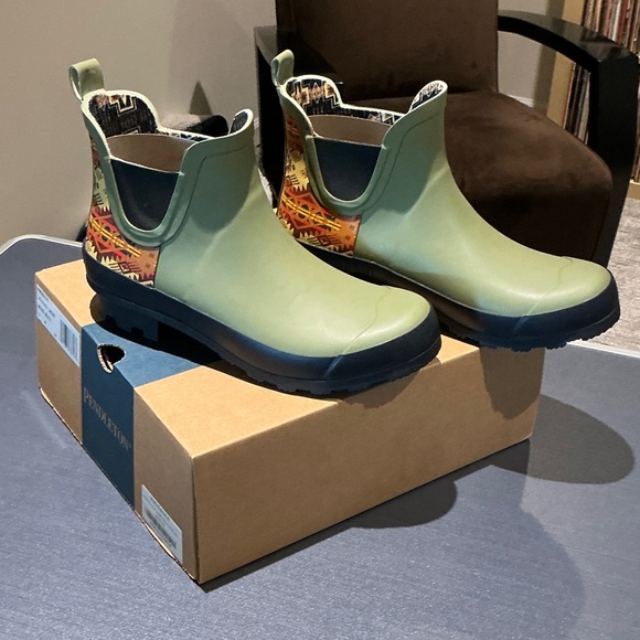 Pendleton Shoes - Pendleton Ankle Rain Boots